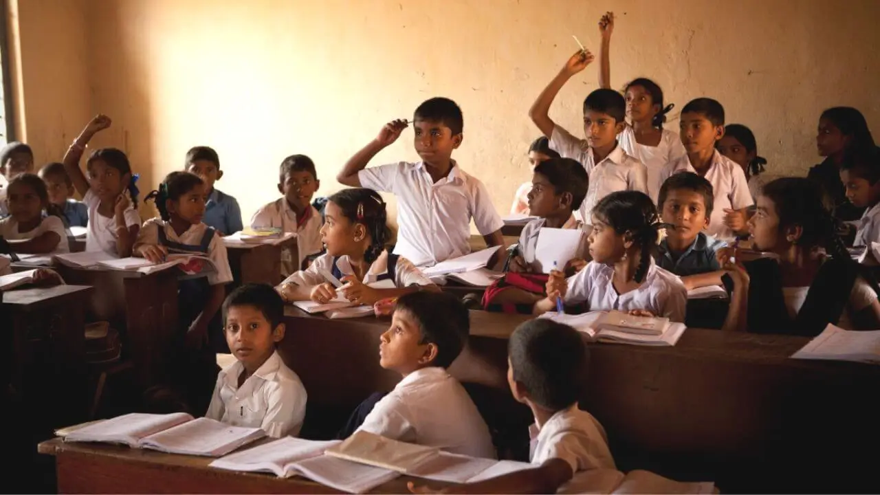 সাম্প্ৰতিক অসমৰ শিক্ষা ব্যৱস্থা: এক দৃষ্টিপাত