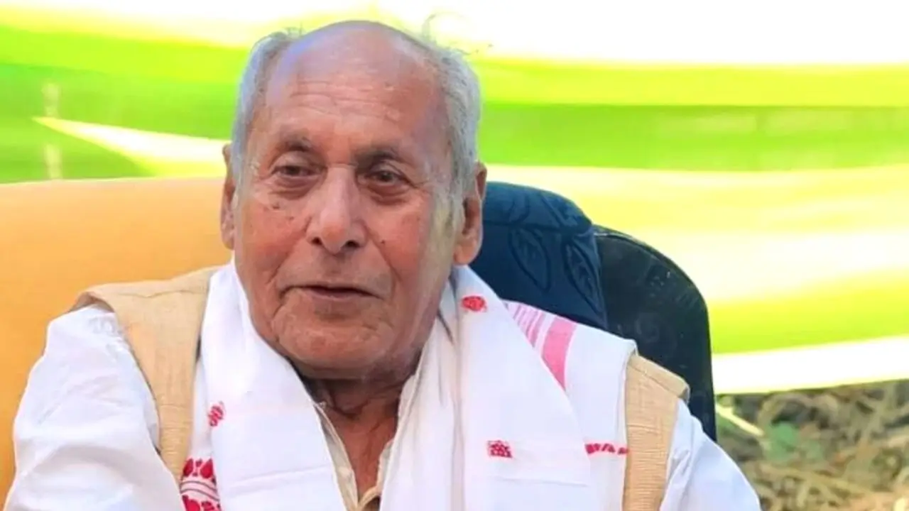 বলিষ্ঠ নাট্যকাৰ-অভিনেতা ভোলা কটকী