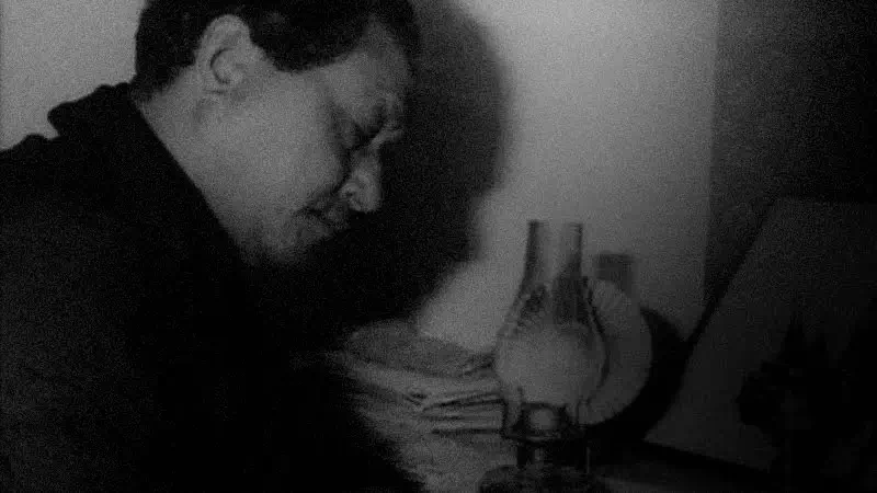 কলাগুৰুক জীয়াই ৰাখিব লাগিব