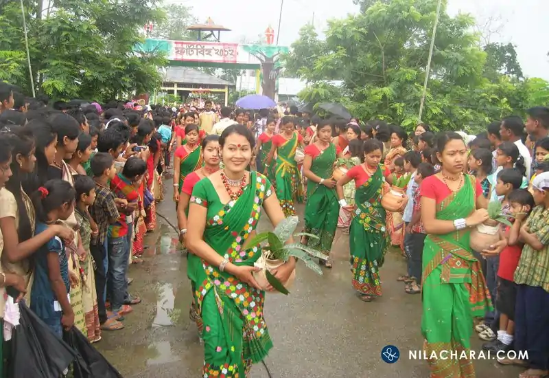 ঢকুৱাখনাৰ ফাটবিহু