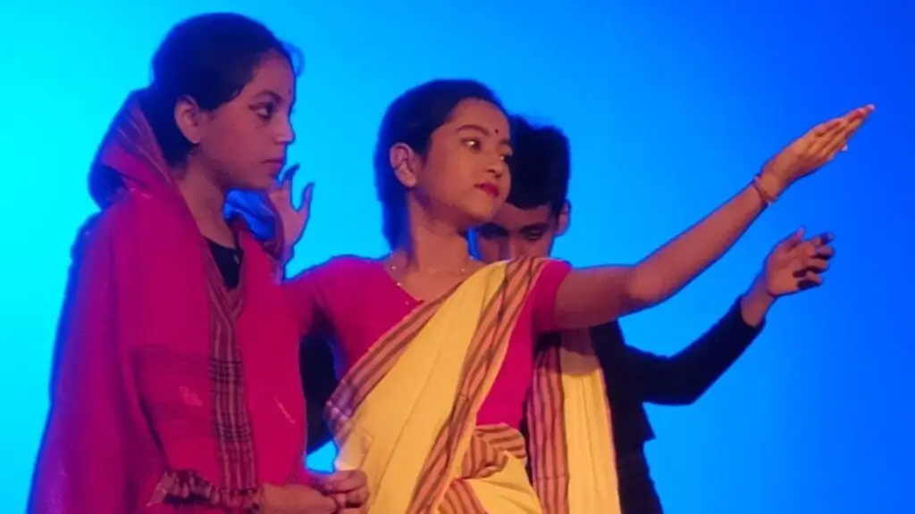 জামুগুৰিহাটত শিশু নাটক জোনাকী মন