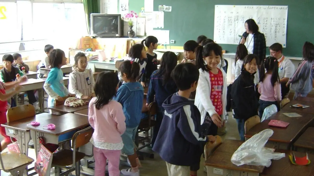 জাপানৰ প্রাথমিক শিক্ষা ব্যৱস্থা